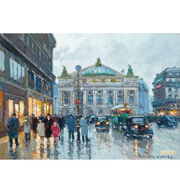 Figures In Front Of The Opera House In The Rain