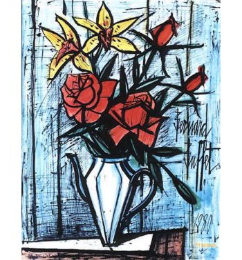 Roses Et Orchidées Dans Une Cafetière