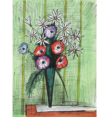 Bouquet D’ Anemones Et Marguerites Sur Fond Vert