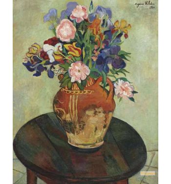 Bouquet De Fleurs Sur Un Guéridon