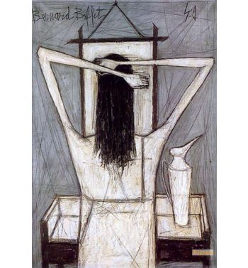 Femme Se Coiffant